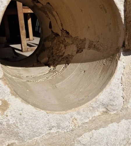 Réalisation d'un carottage à Marans par Atlantique Sciage